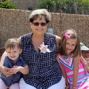 Meet your Posher, Lori